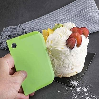 3 PIS Cake Scraper 2