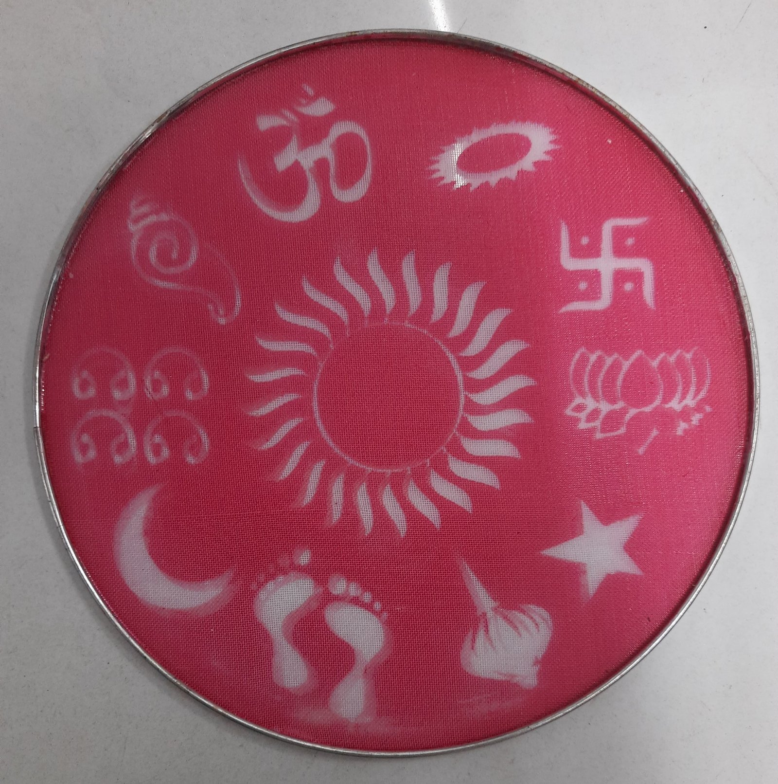 Rangoli Set 8 inch Random Design 9