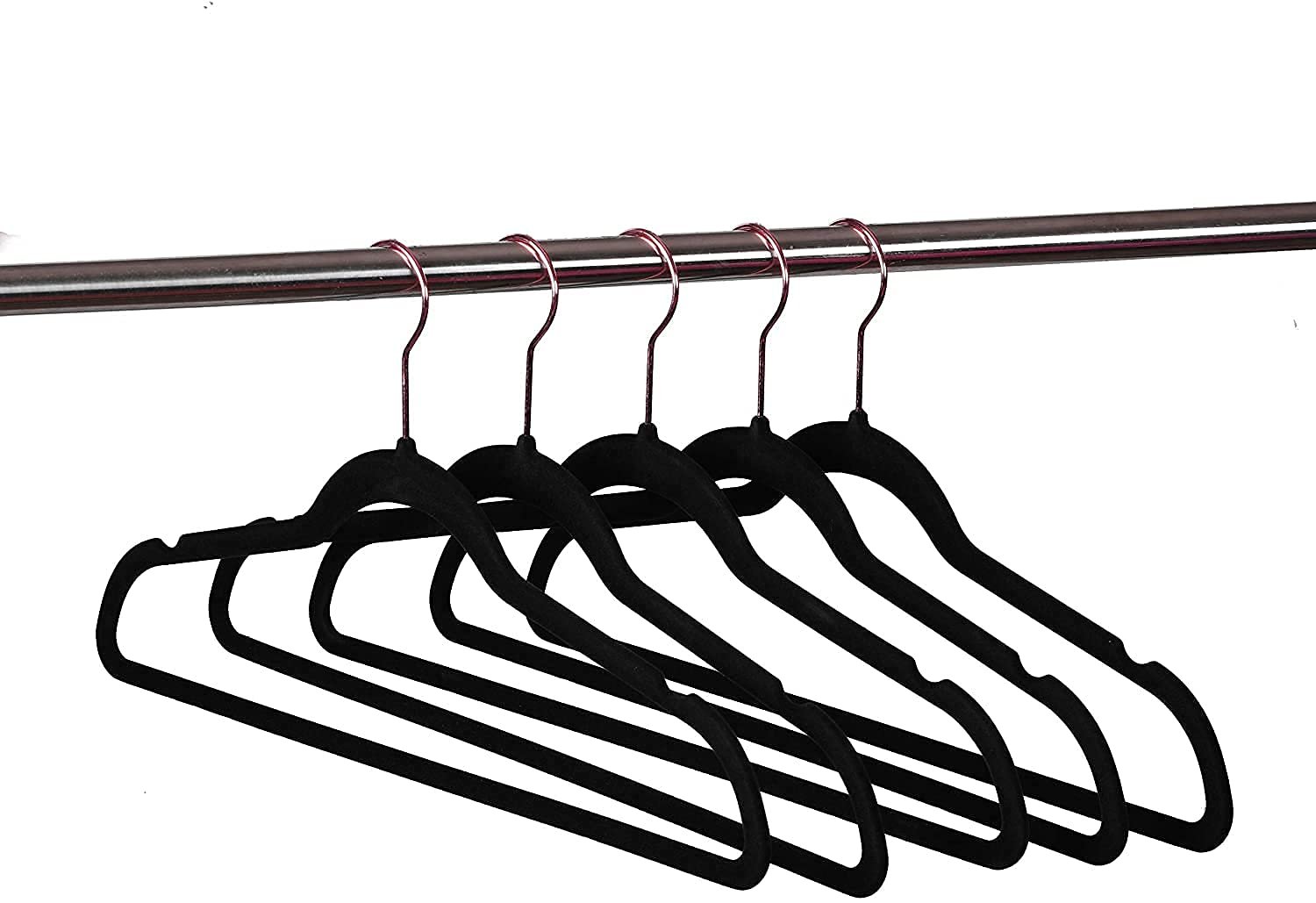 VELVET HANGER 13